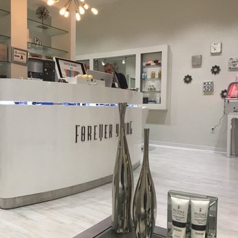 You are currently viewing Discover the Best Anti-Aging Facials in Charlotte